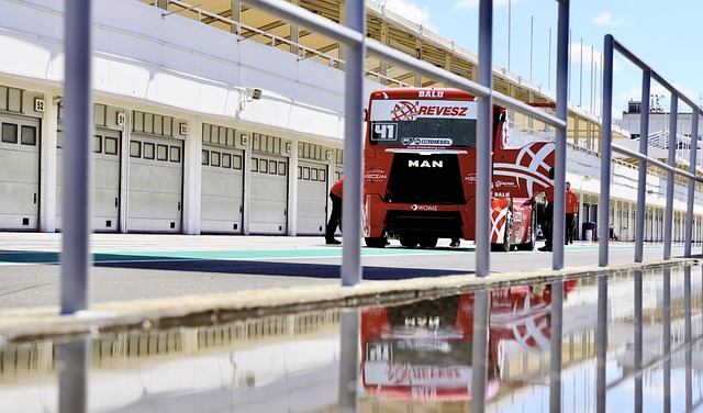 现代足球中 现代足球中